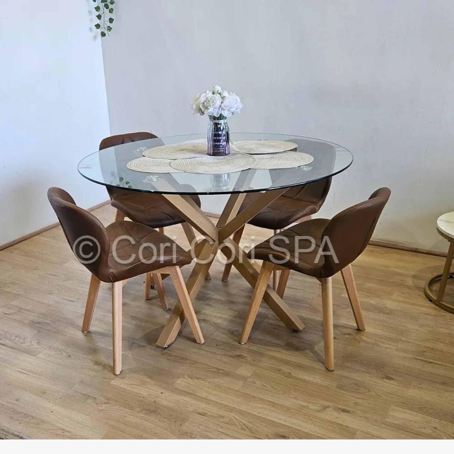 Comedor Mesa Warwick 100cm + 4 Sillas Mariposa Wood Cafe image number 0.0