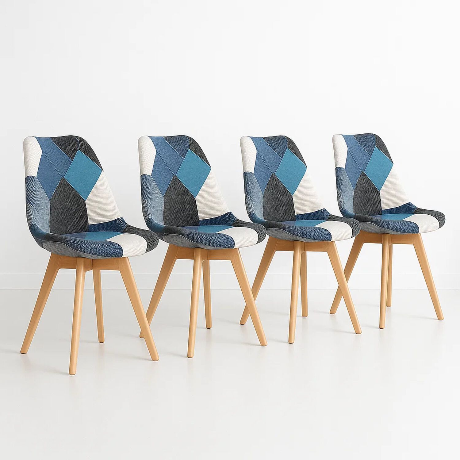 Pack De 4 Sillas Eames Patchwork Acolchada Tela Wood - Celeste image number 0.0