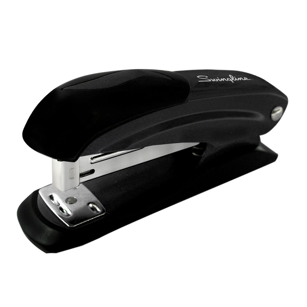 Corchetera Metálica 214 Para 20 Hojas Swingline - Negro image number 0.0