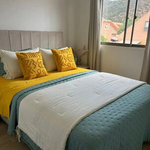 Set Renueva Tu Dormitorio Mostaza (5 Piezas) King