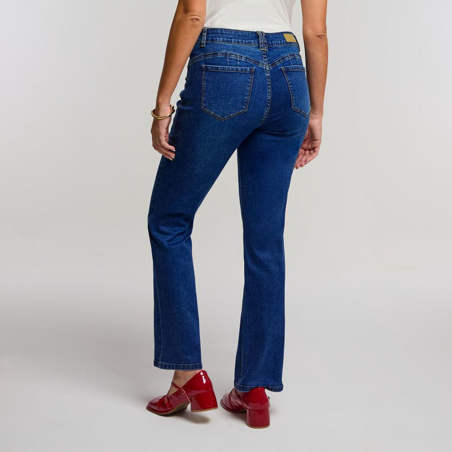 Jeans Focalizado Tiro Medio Straight Mujer Kimera image number 1.0