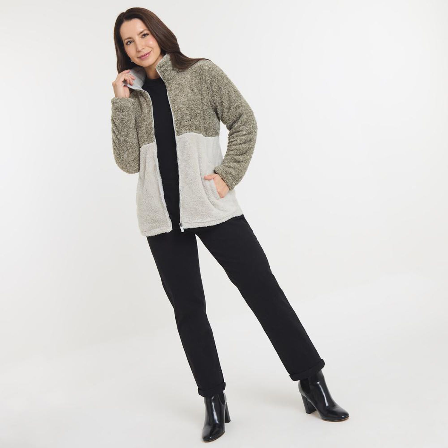 Poler&oacute;n Bicolor Fleece Regular Cuello Alto Mujer Geeps image number 1.0