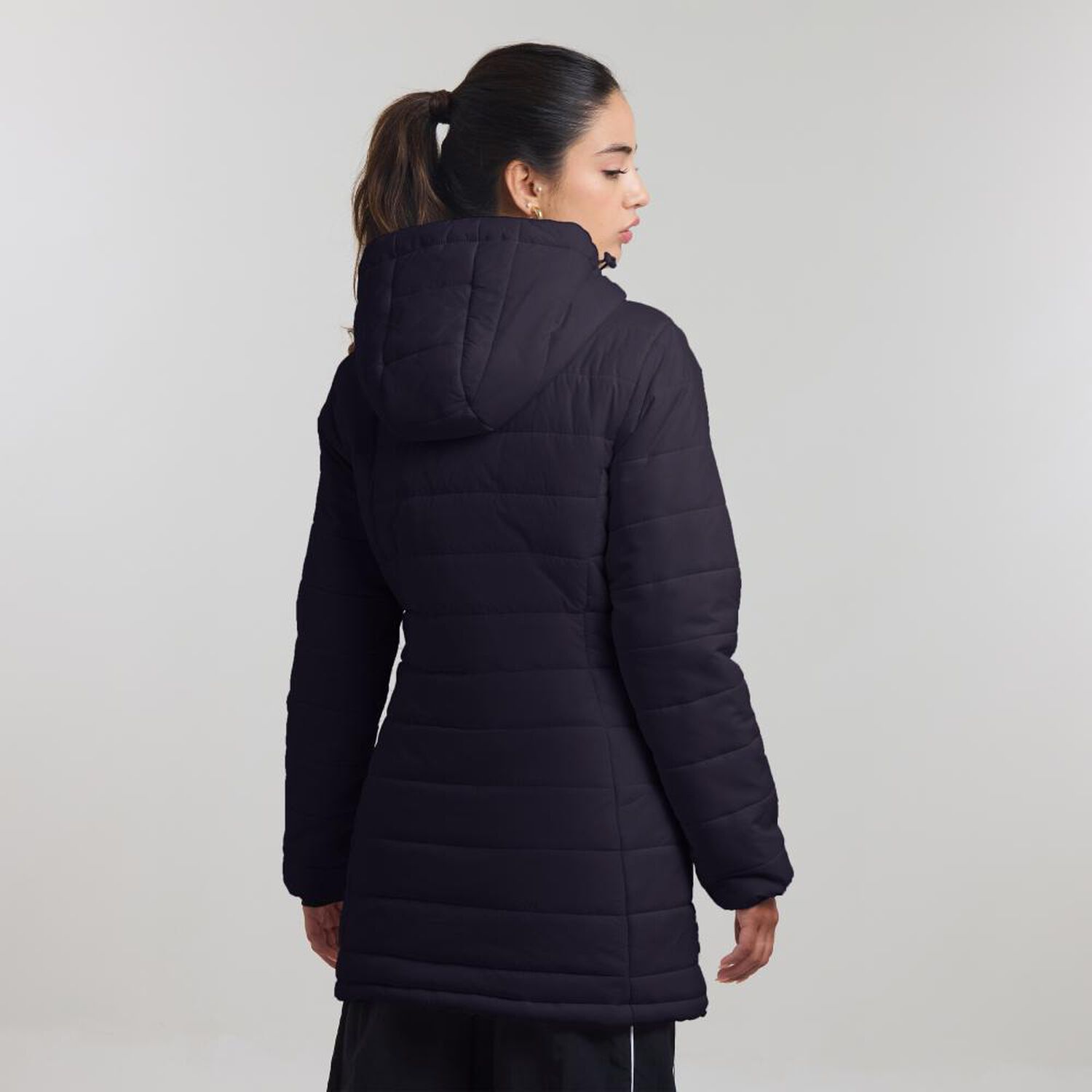 Parka B&aacute;sica Regular Cuello Alto Con Capucha Mujer Freedom image number 1.0