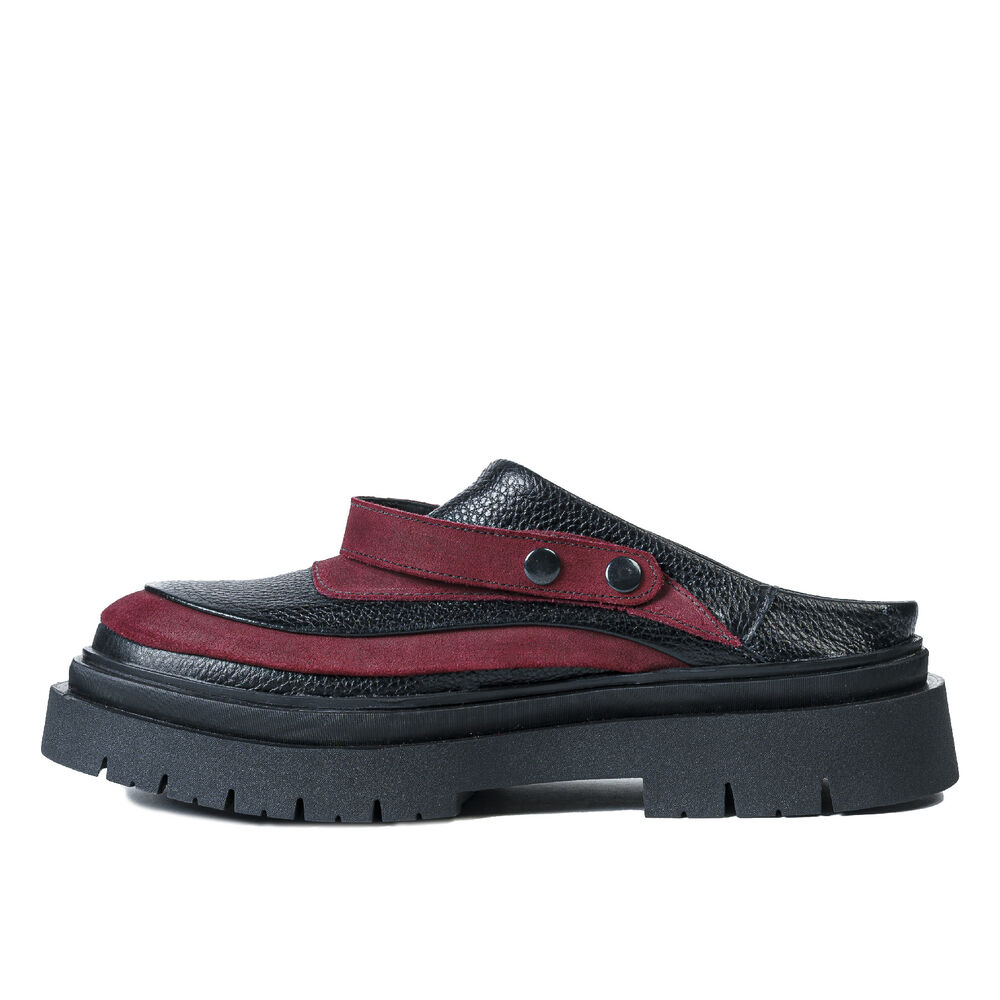 Zapato Cuero Mule Adri&aacute;tico Rojo Negro Landazuri image number 1.0