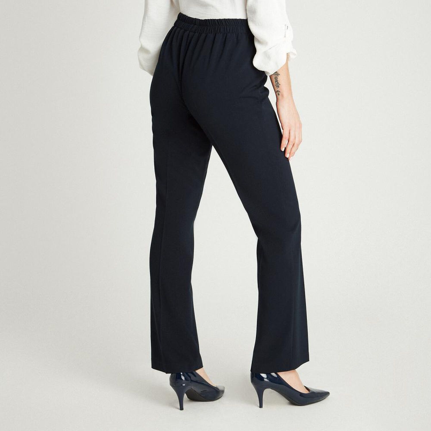 Pantal&oacute;n Tiro Medio Straight Mujer Lorenzo Di Pontti image number 2.0