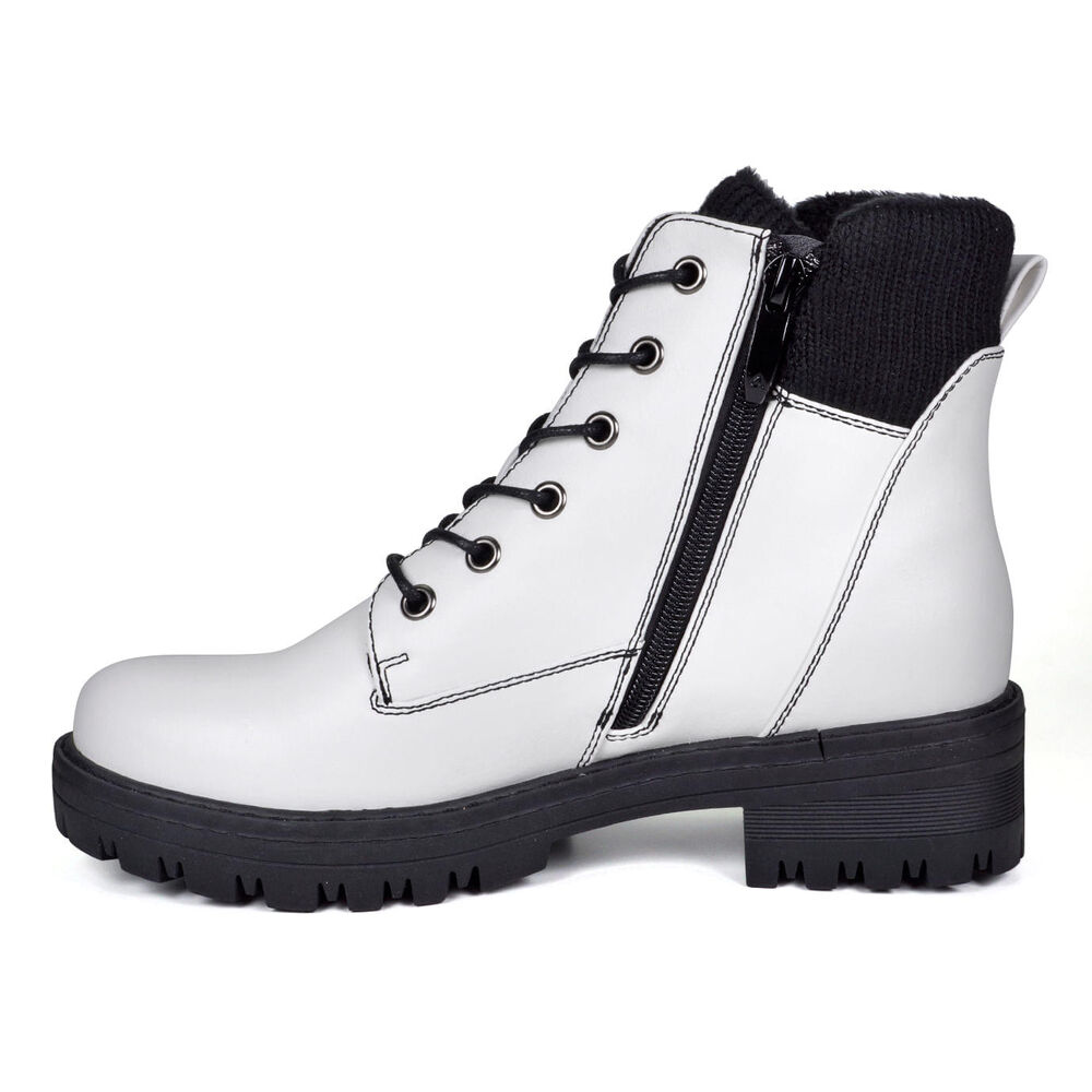 Botin Myrna Blanco image number 5.0