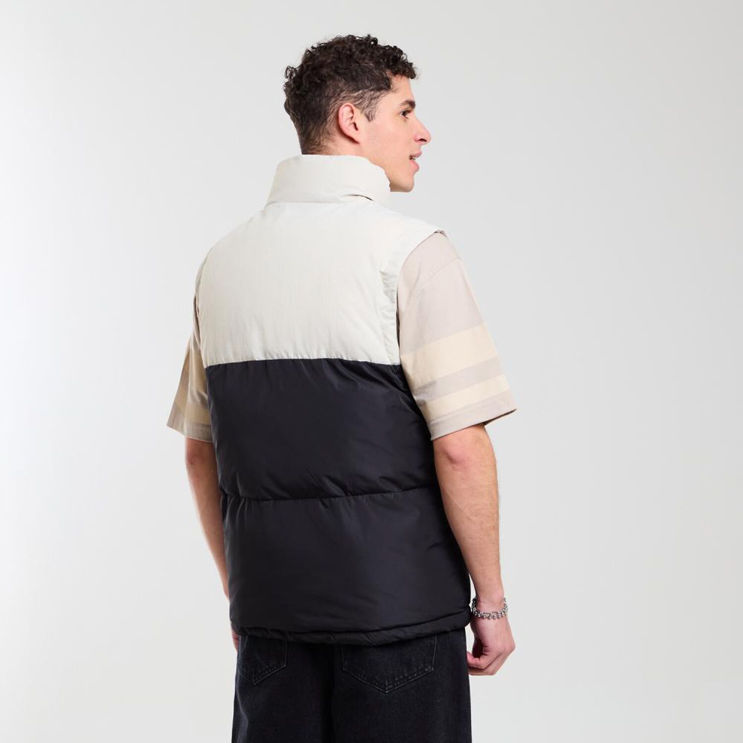Parka Lisa Slim Sin Mangas Cuello Alto Hombre Skuad image number 3.0