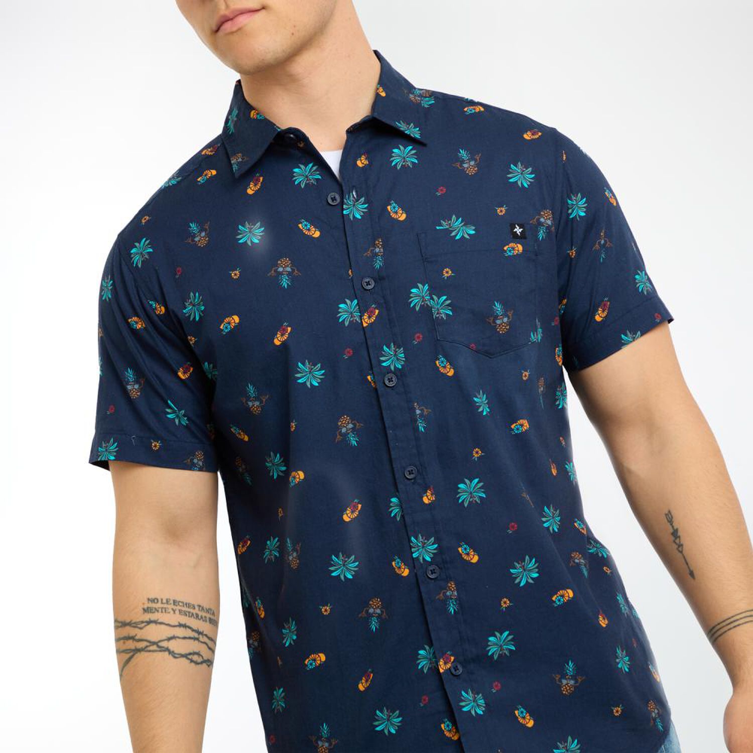 Camisa Estampada Slim Manga Corta Hombre Skuad image number 4.0