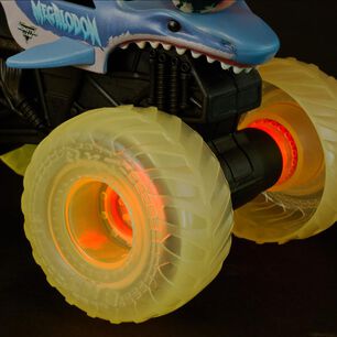 Auto De Juguete Monster Jam 6071482 Producto Surtido