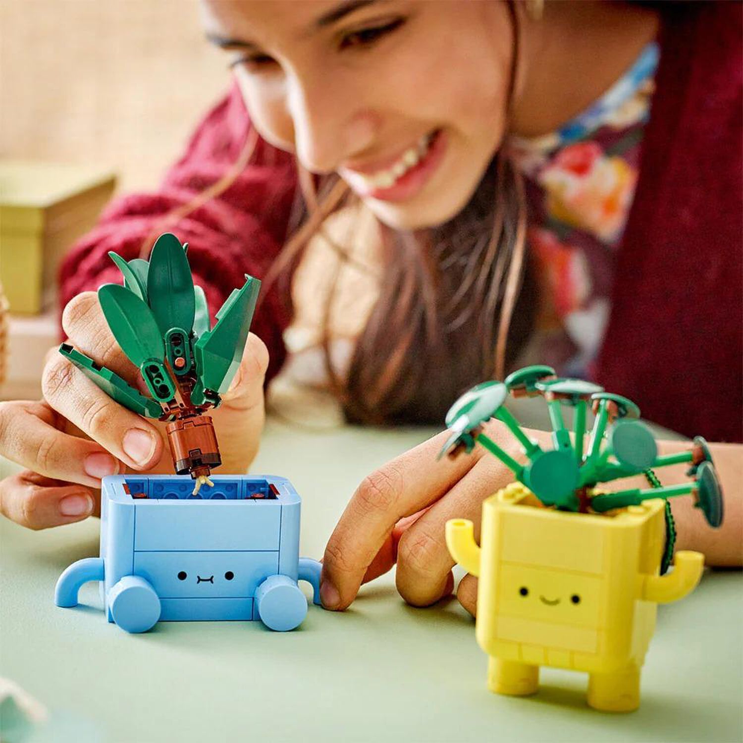 Lego Botanicals - Plantas Felices - 10349 image number 8.0
