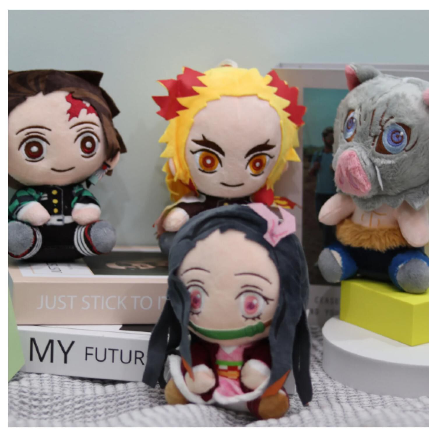 Pack 4 Peluches De 20cm Demon Slayer Anime image number 2.0