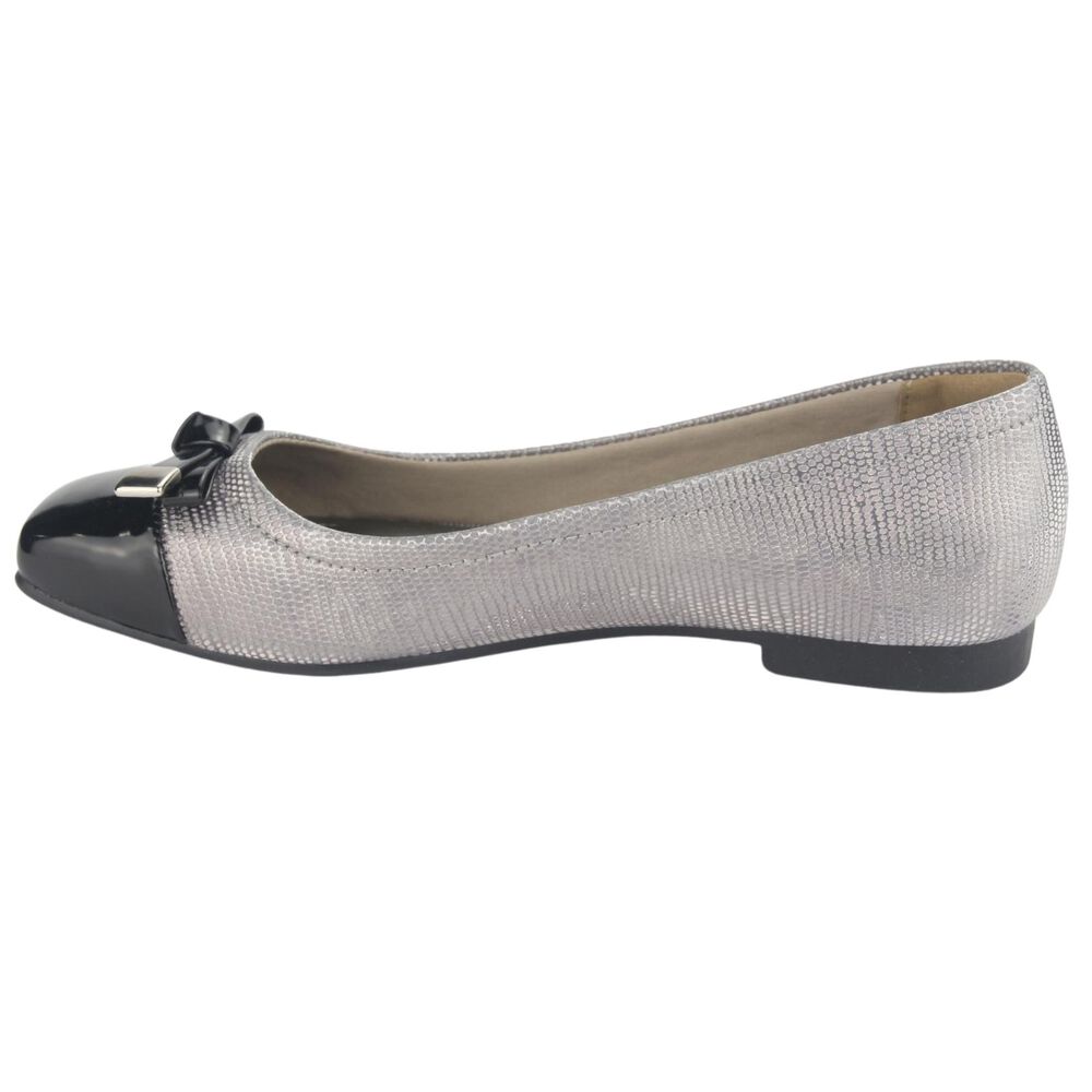 Zapato Via Marte Mujer 23-13207 Preto/pewter Casual image number 1.0