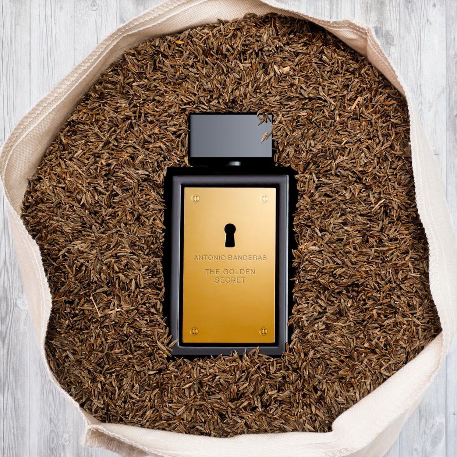 Set De Perfumer&iacute;a Hombre The Golden Secret Banderas / 50 Ml / Eau De Toilette + After Shave 75 Ml image number 5.0