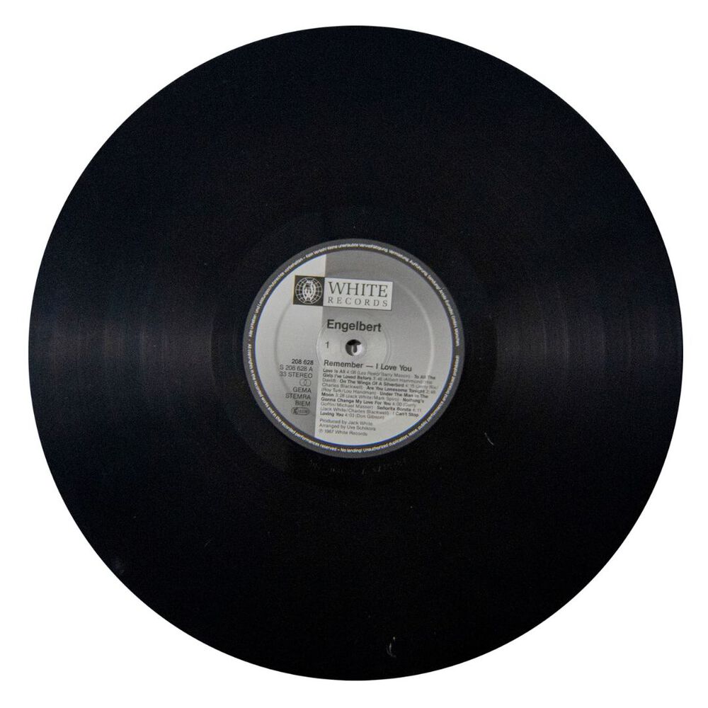 Engelbert Humperdinck - Remember I Love You | Vinilo Usado image number 2.0