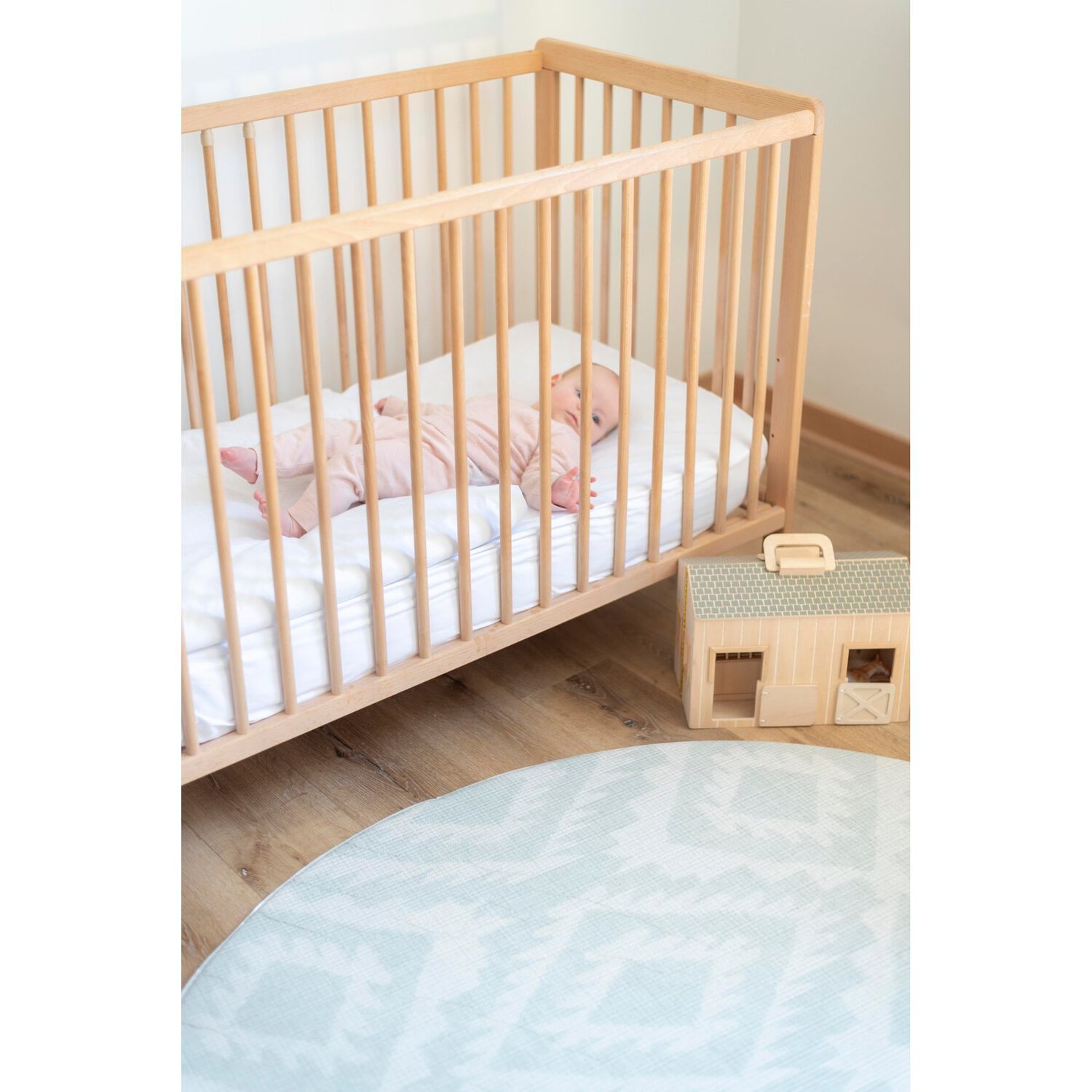 Alfombra Playmat Reversible Antigolpes Flor Celeste 140cm image number 6.0
