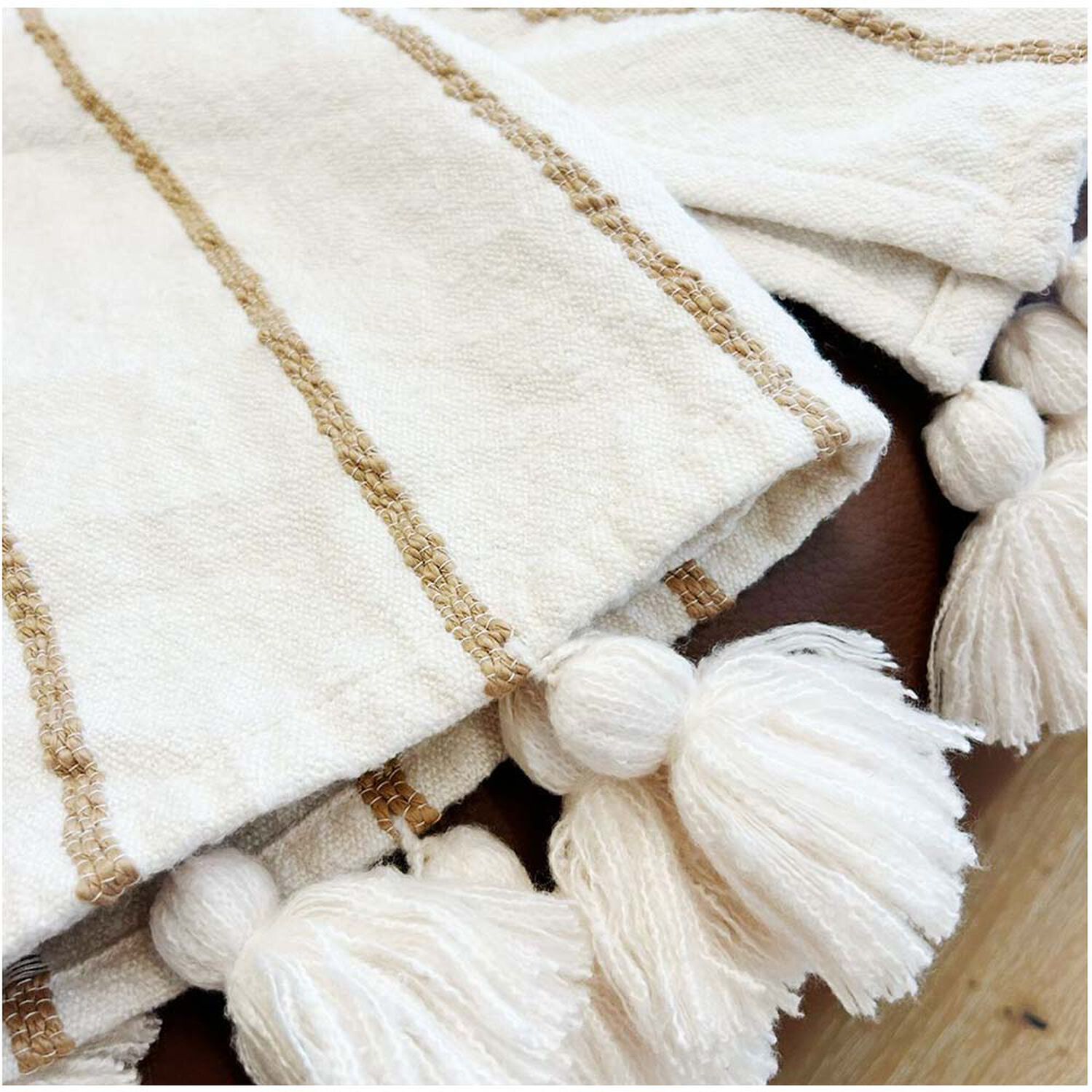 Manta De Lana Con Borlas 200x150cm Beige image number 1.0