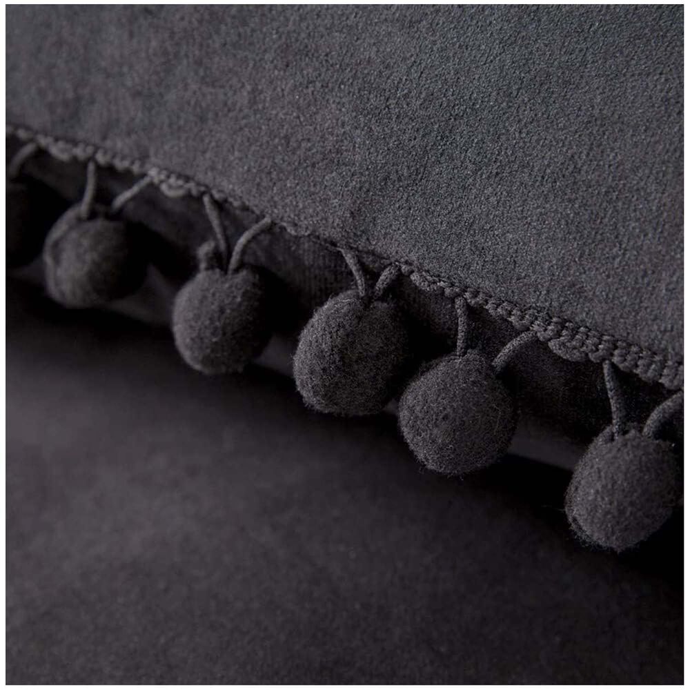 Pack De 02 Fundas De Cojín De Terciopelo Con Pompon 45x45 Negro image number 2.0