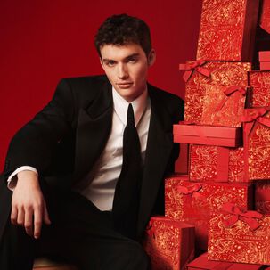 Set De Perfumería Carolina Herrera Mujer Estuche 212 Nyc Eau De Toilette 100 Ml + Loción Corporal Hidratante 100 Ml + Eau De Toilette 10 Ml