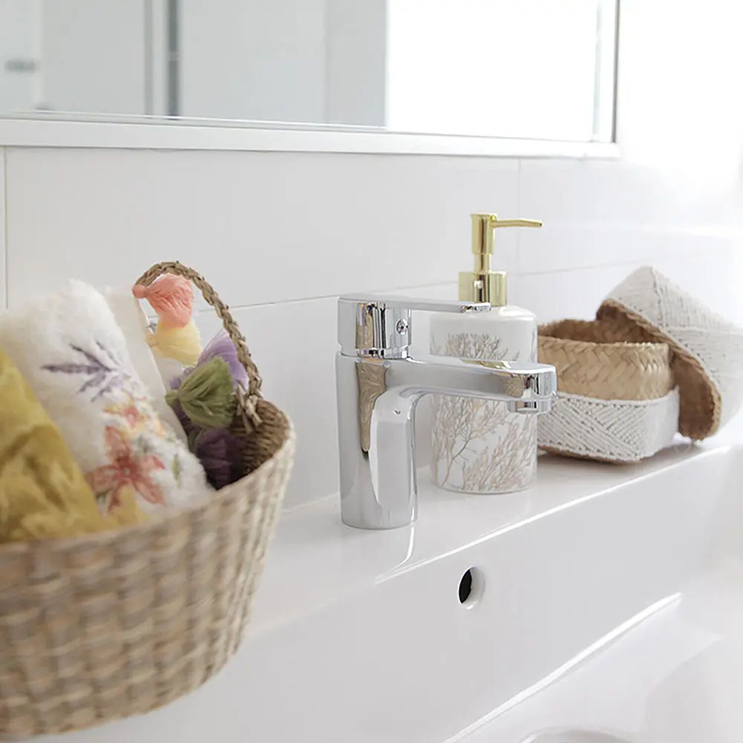 Monomando Llave Grifo Lavatorio Modelo Carmina Marca Stretto image number 2.0