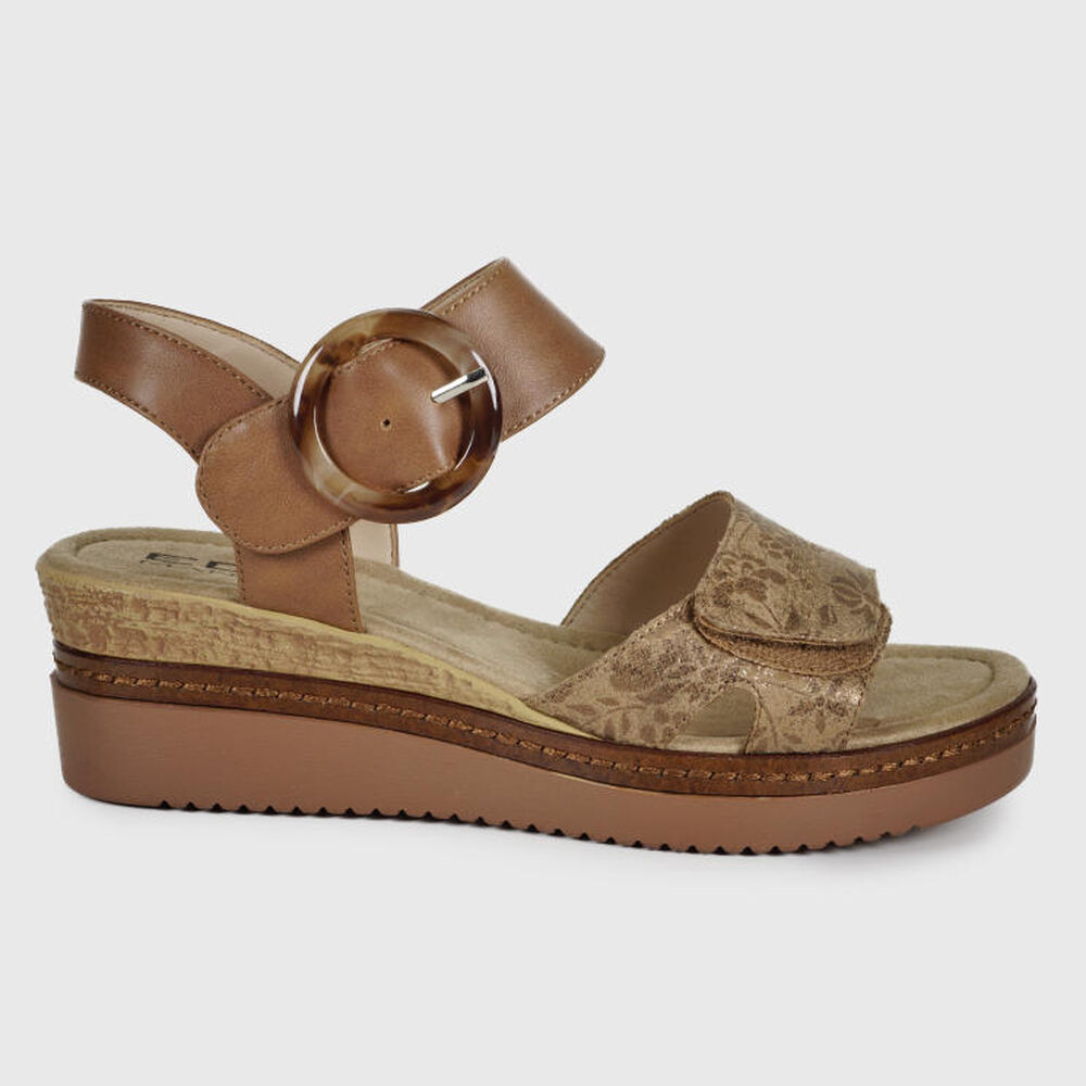 Sandalia Sigurd Beige image number 6.0