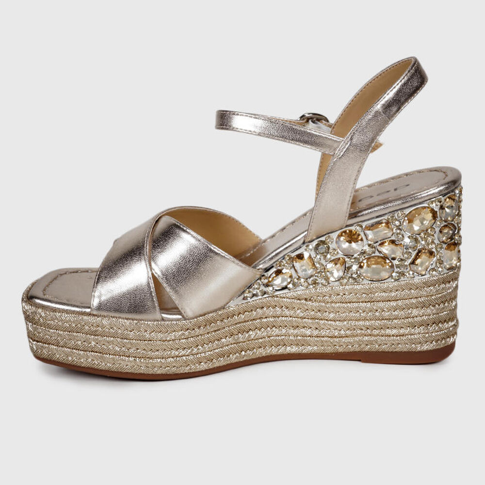 Sandalia Cuero Ibalú Dorado image number 4.0