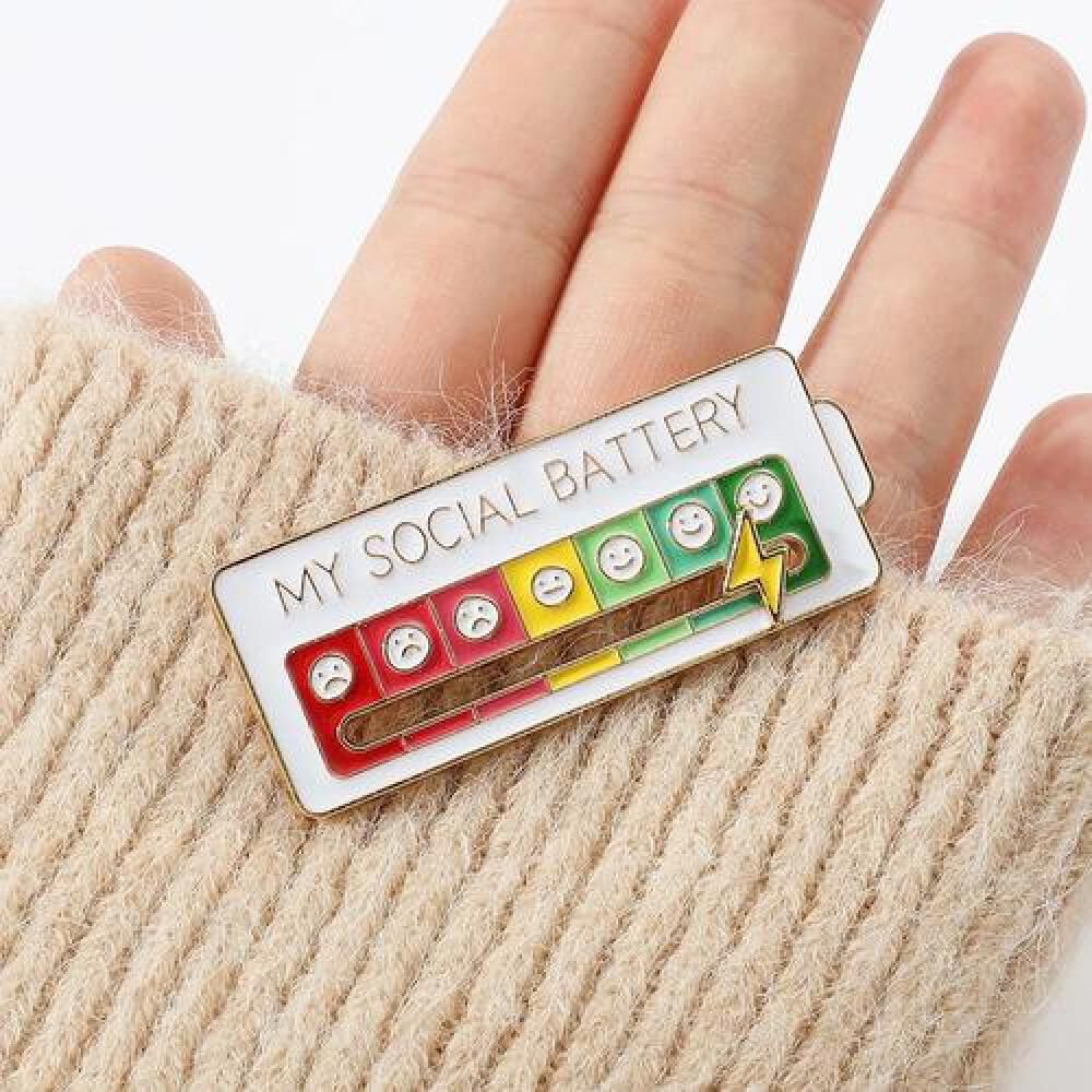 Broche Pin Divertido My Social Battery Bateria Social image number 5.0
