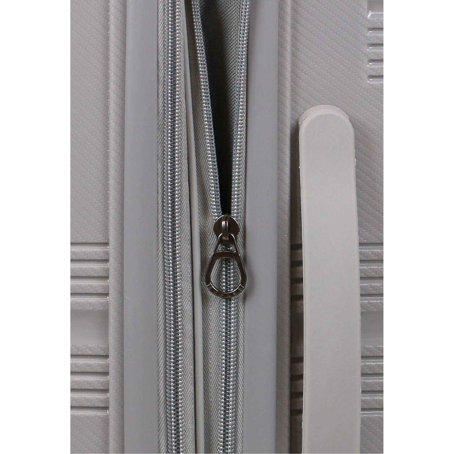 Maleta Mediana Chic Gris 20kg F La Maleta De Chile image number 2.0