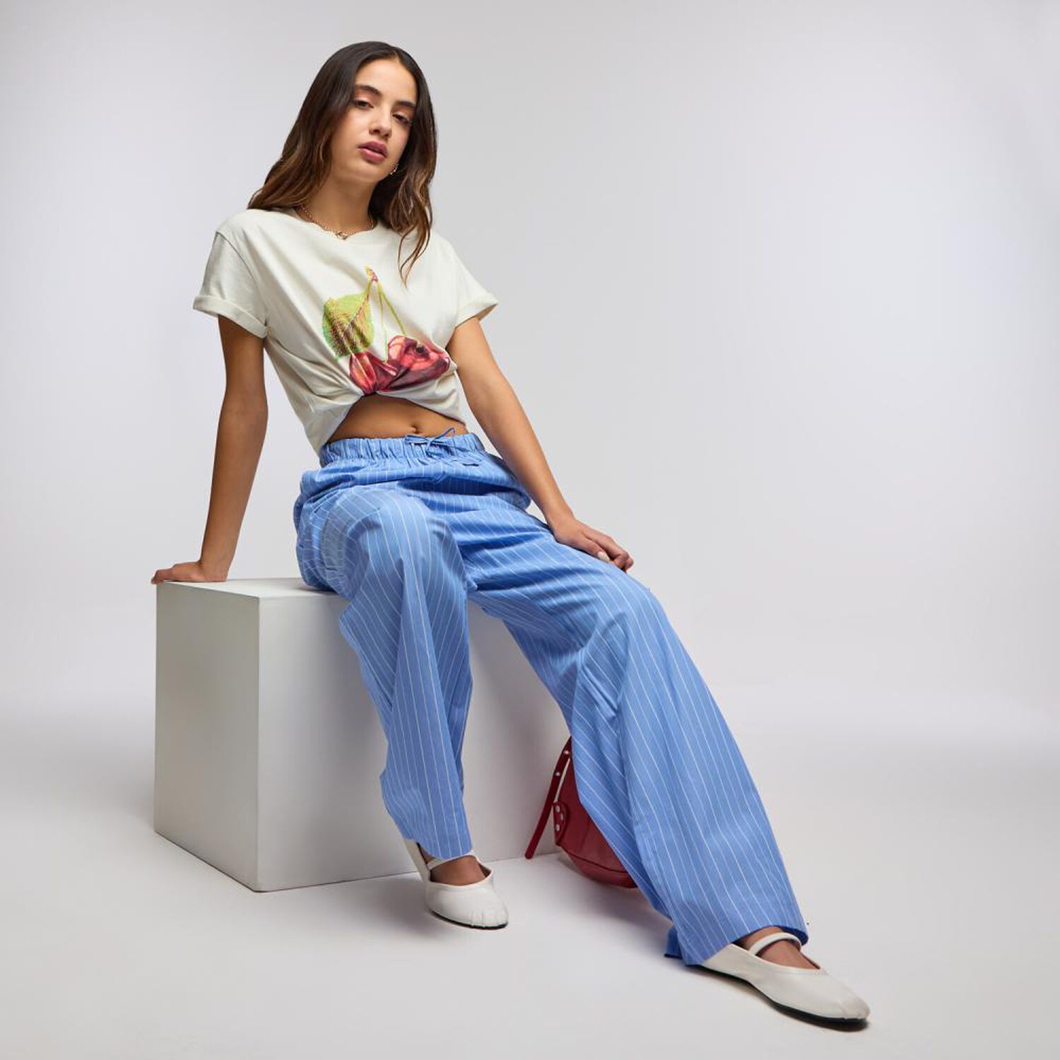 Pantal&oacute;n Tiro Medio Relax Mujer Freedom image number 1.0