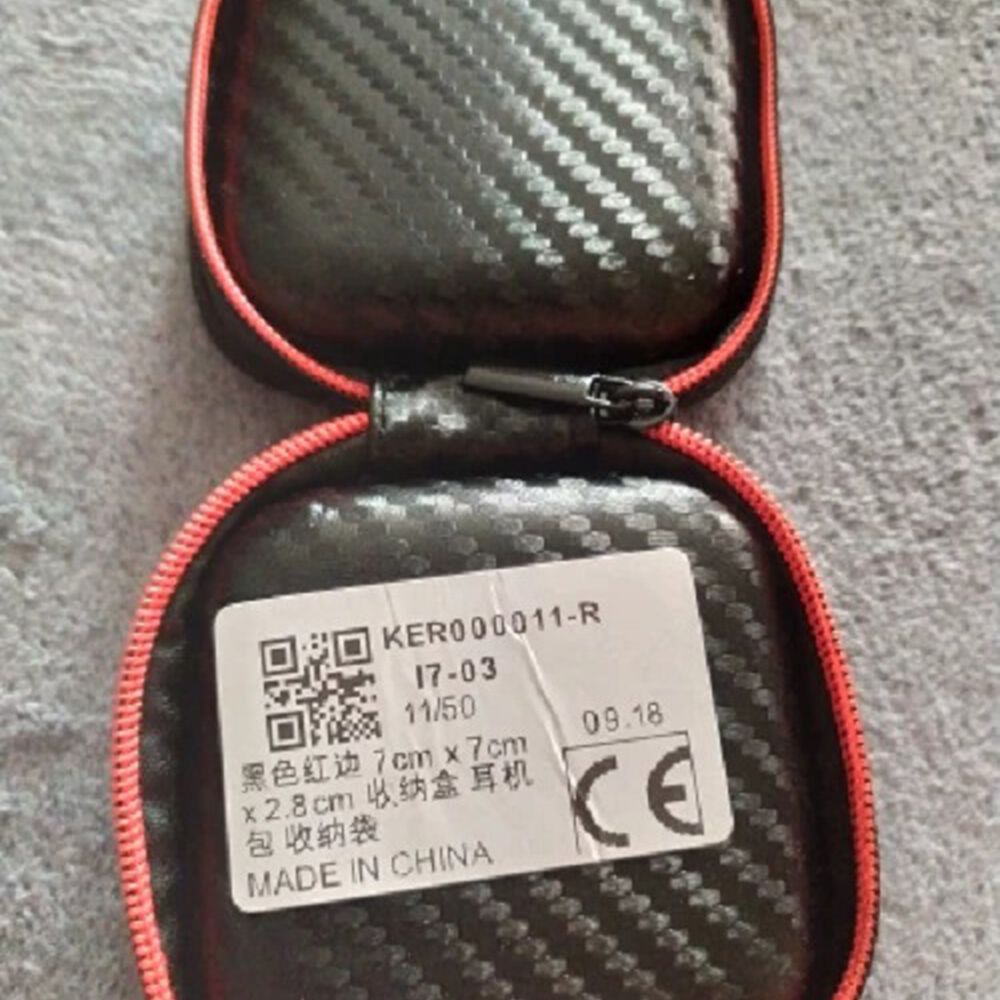 Estuche Para Aud&iacute;fonos Grandes On Ear Case Bolso Auriculares Ecocuero Rigido Duro Resistente image number 4.0