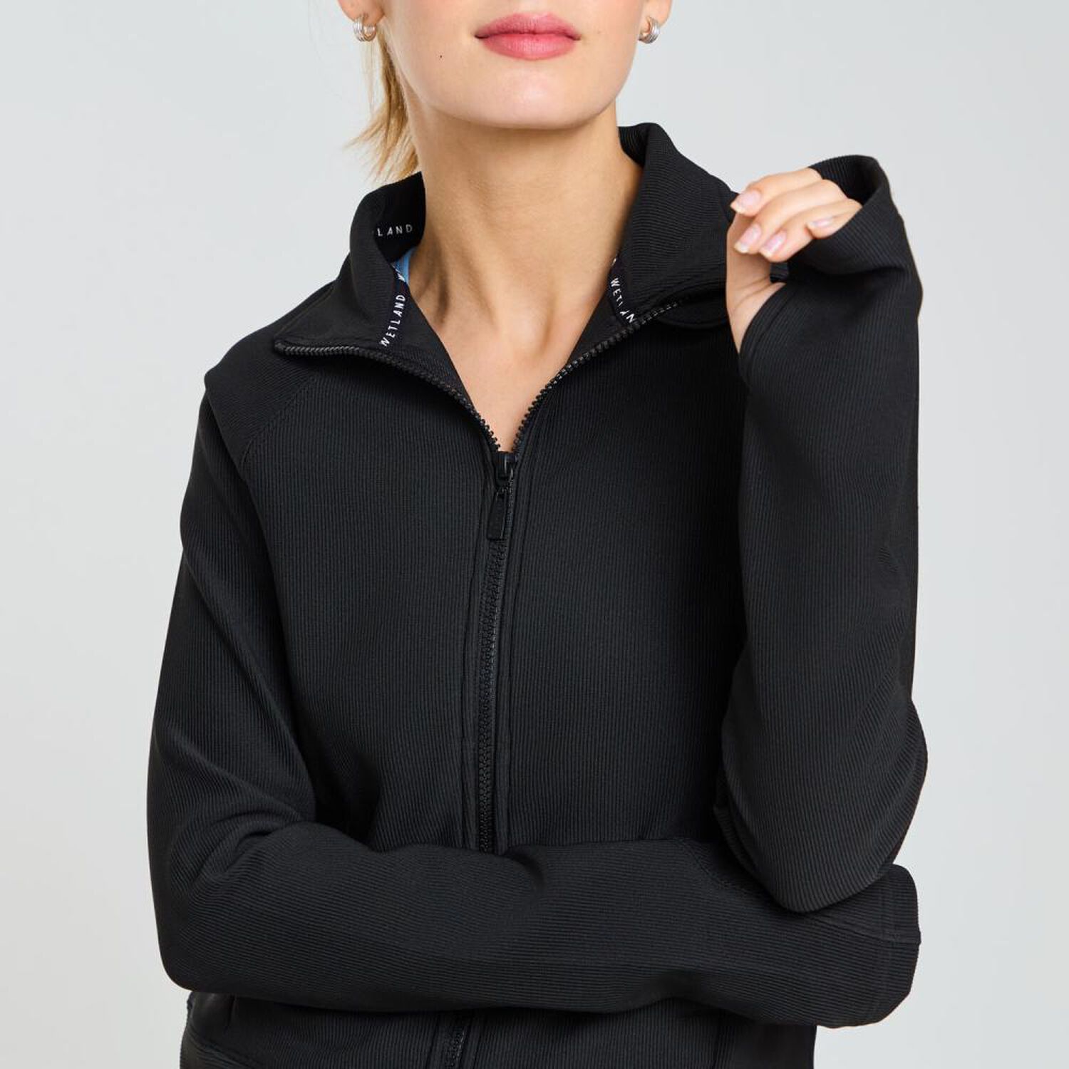 Poler&oacute;n Deportivo Full Zipper Cuello Alto Mujer Wetland image number 4.0