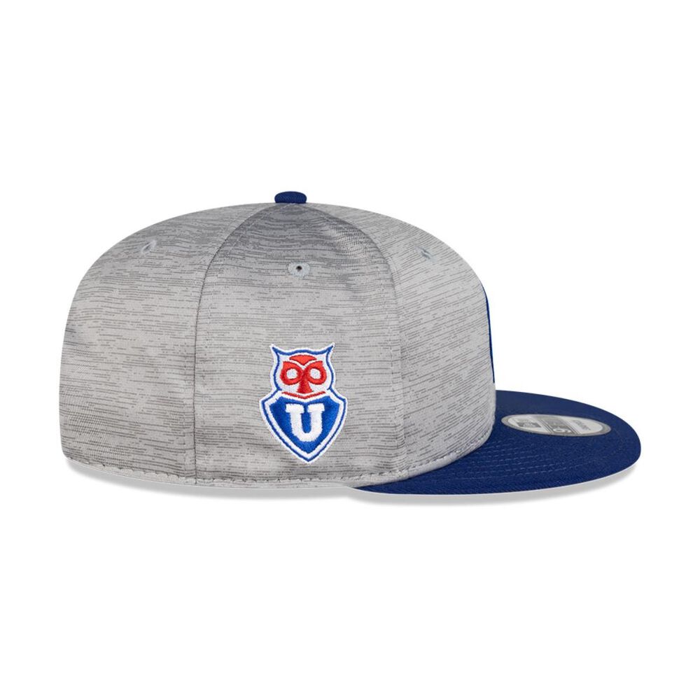 Gorra 59fifty Futbol Universidad De Chile Gris New Era image number 3.0