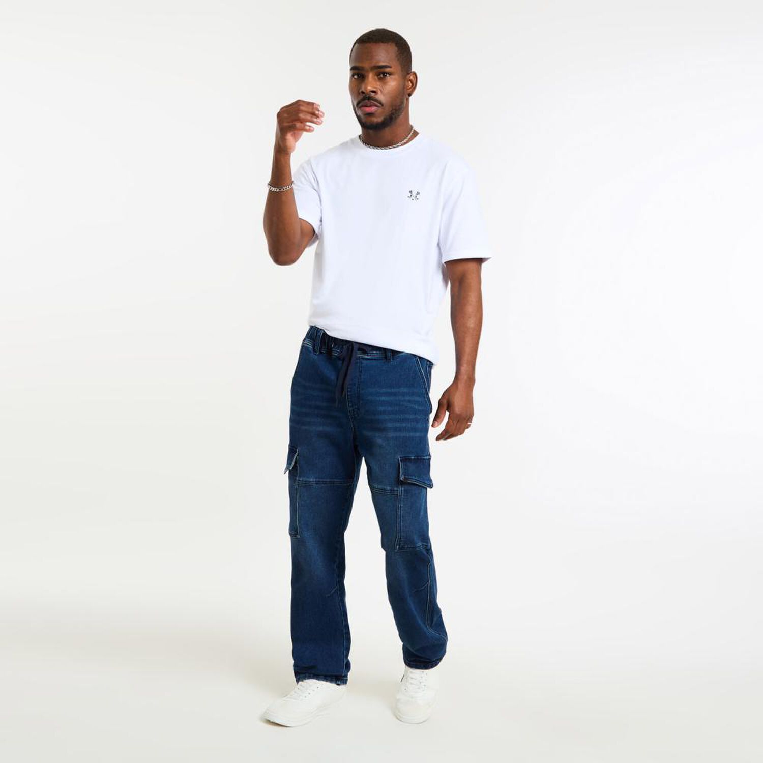 Jeans Tiro Medio Jogger Hombre Rolly Go image number 1.0