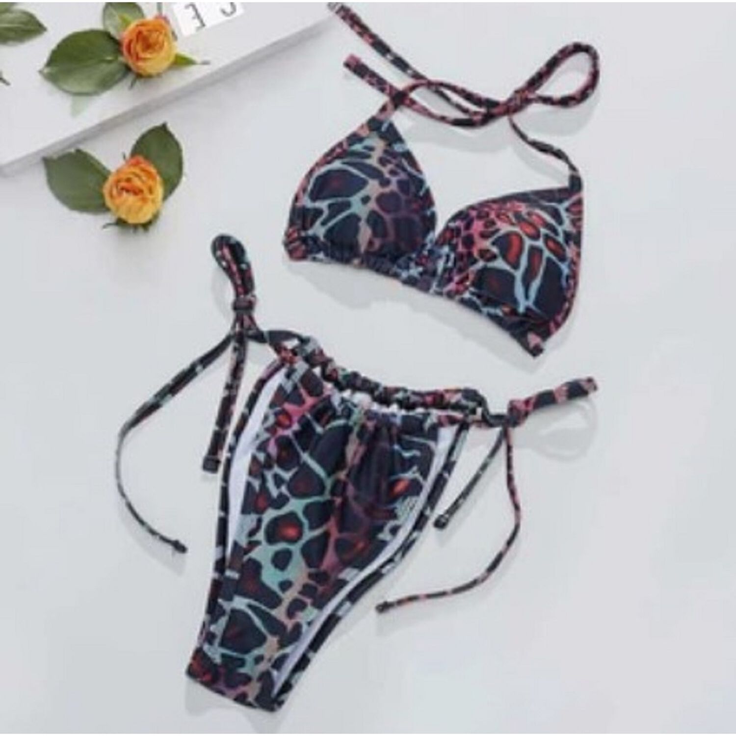 Traje Ba&ntilde;o Bikini Corte Alto Leopardo 3 Pzas Brasile&ntilde;o image number 1.0