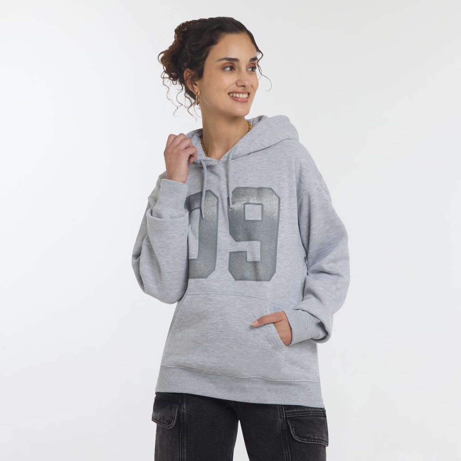 Poler&oacute;n Hoodie Estampado Cuello Redondo Con Capucha Mujer Freedom image number 0.0