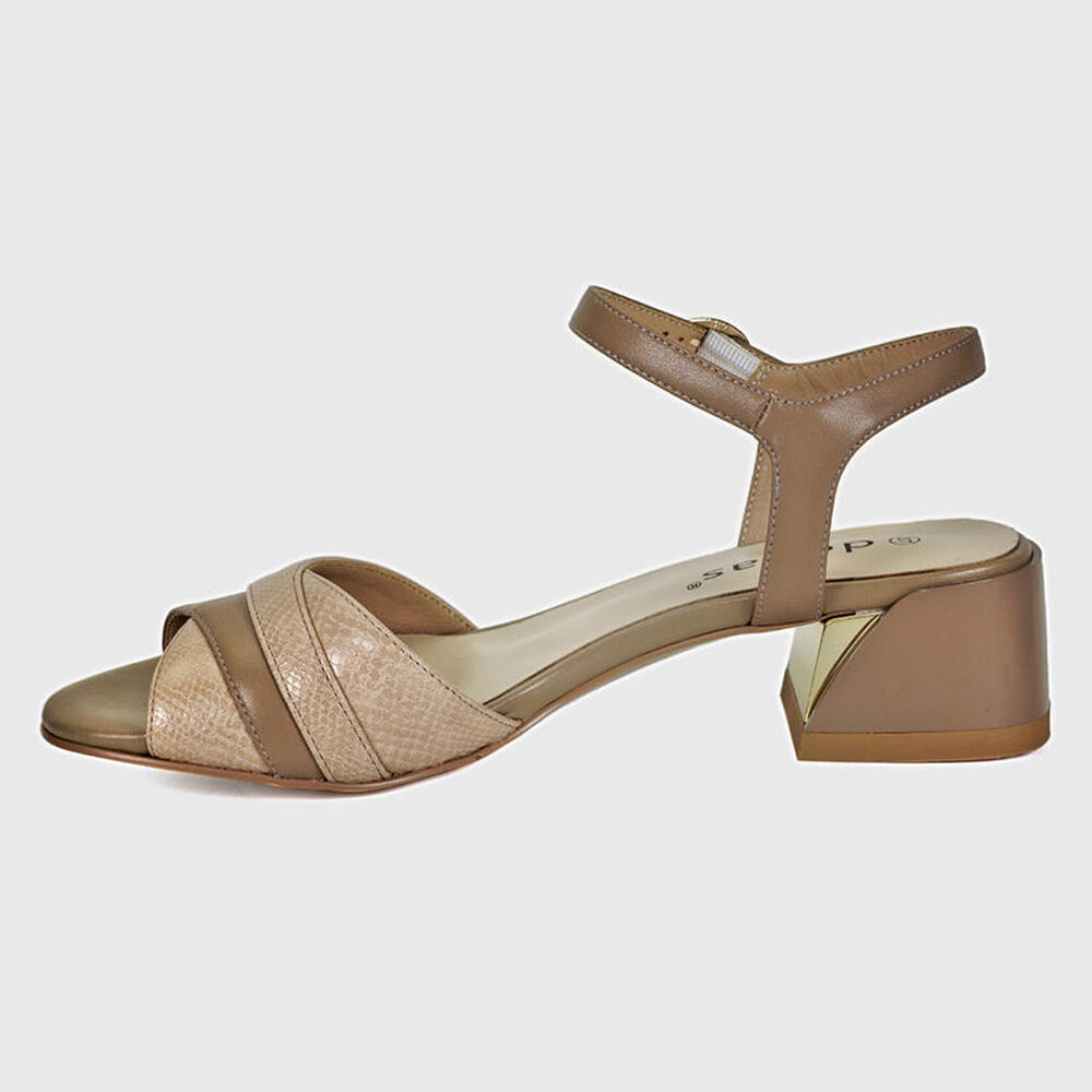 Sandalia Maur Beige image number 3.0