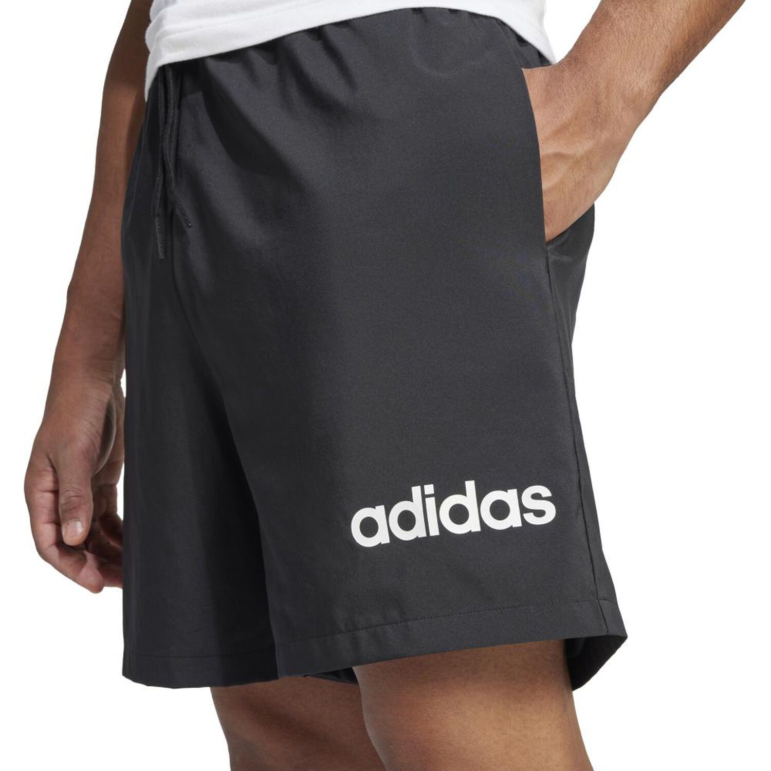 Pantal&oacute;n Corto Hombre Essentials Adidas Linear Logo image number 5.0