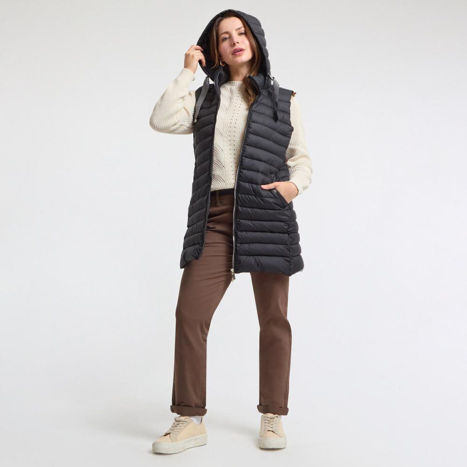 Parka Cord&oacute;n Con Brillos Sin Manga Cuello Alto Mujer Geeps image number 1.0