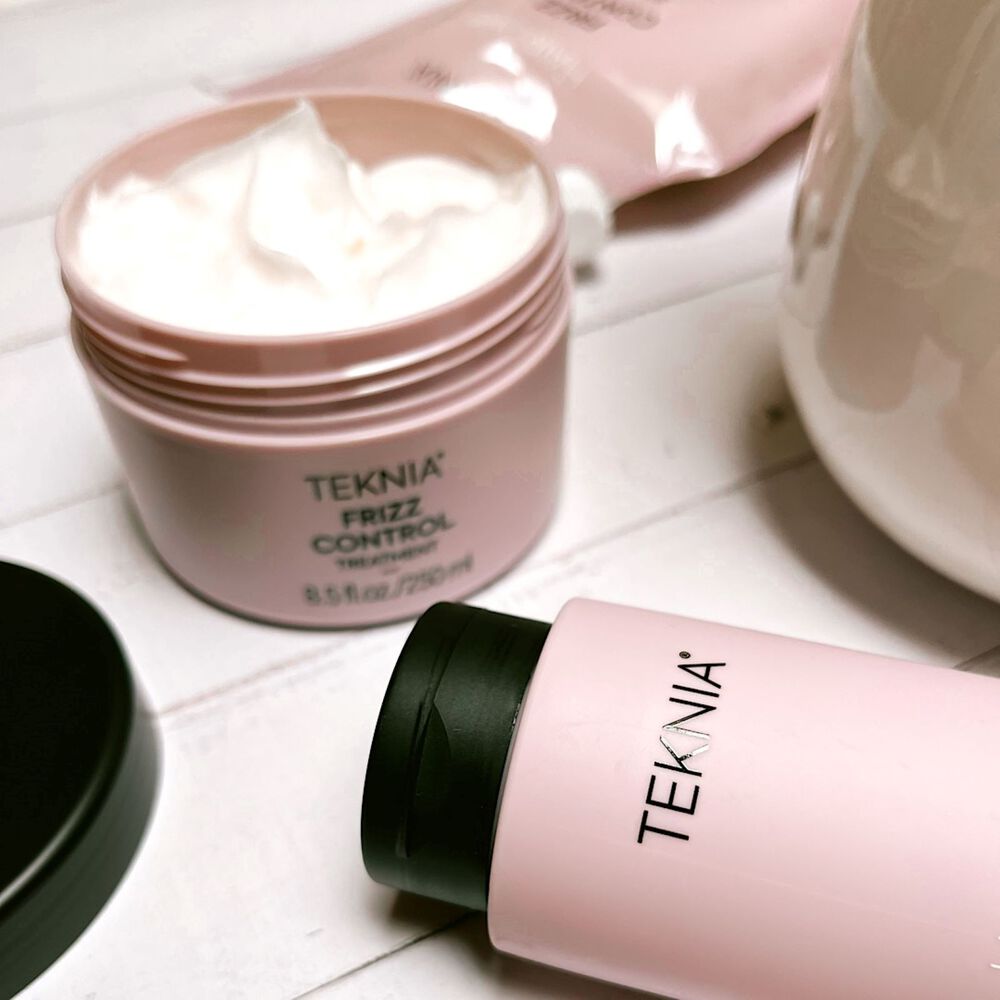 Tratamiento Lakme Teknia Frizz Control 250ml image number 2.0
