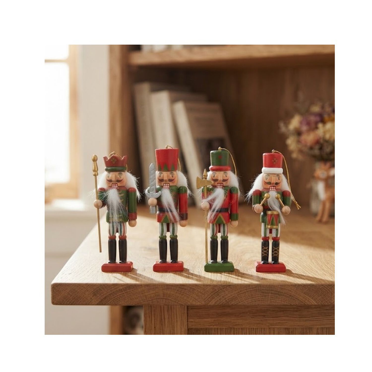 Cascanueces De Madera Set 4 Figuras Navide&ntilde;as Decoraci&oacute;n Mesa 12,5cm image number 1.0