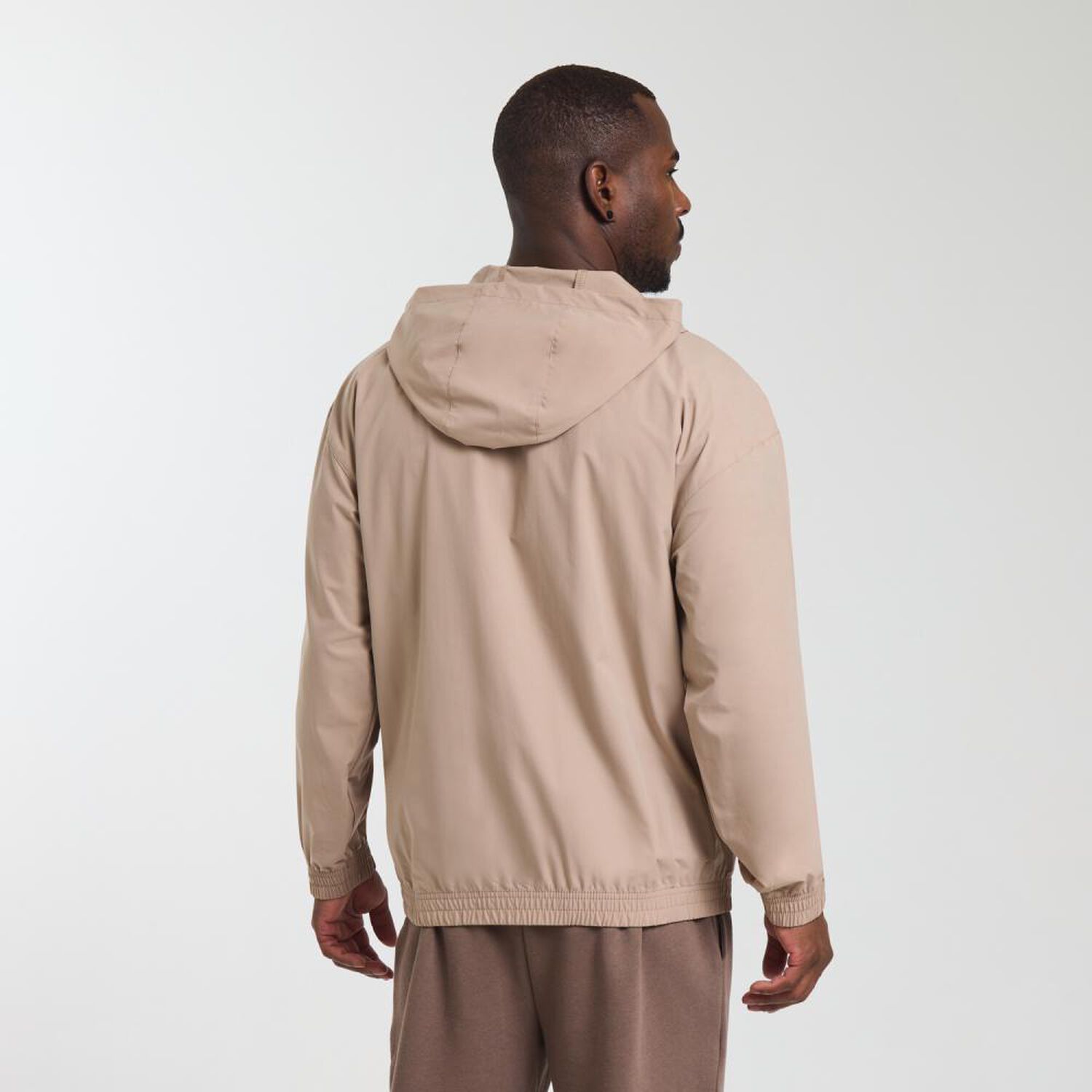 Chaqueta Deportiva Cuello Alto Con Capucha Hombre Wetland image number 3.0