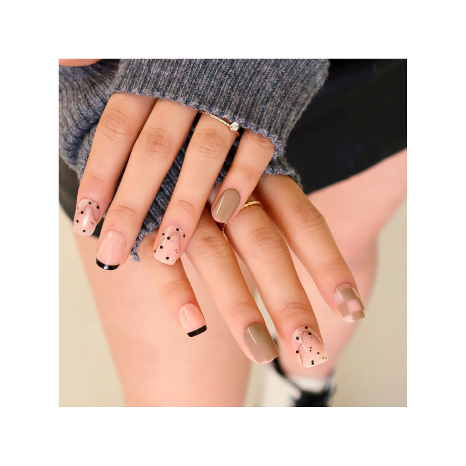 Muzmak - U&ntilde;as Press On Egg Milktea Regular Square 36 U. image number 2.0