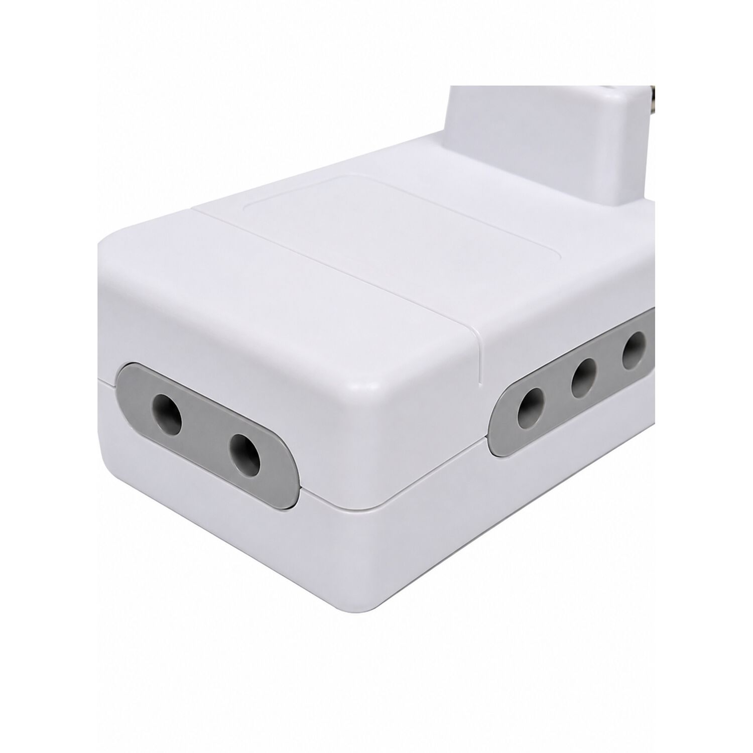 Adaptador Triple Salvaespacio 10a Blanco Halux. image number 3.0