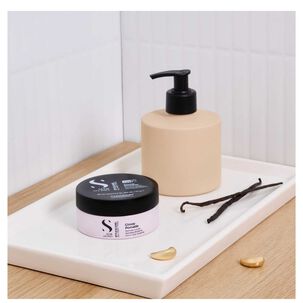 Glossy Pomade Cera Capilar De Fijacion Suave En Tarro 90ml