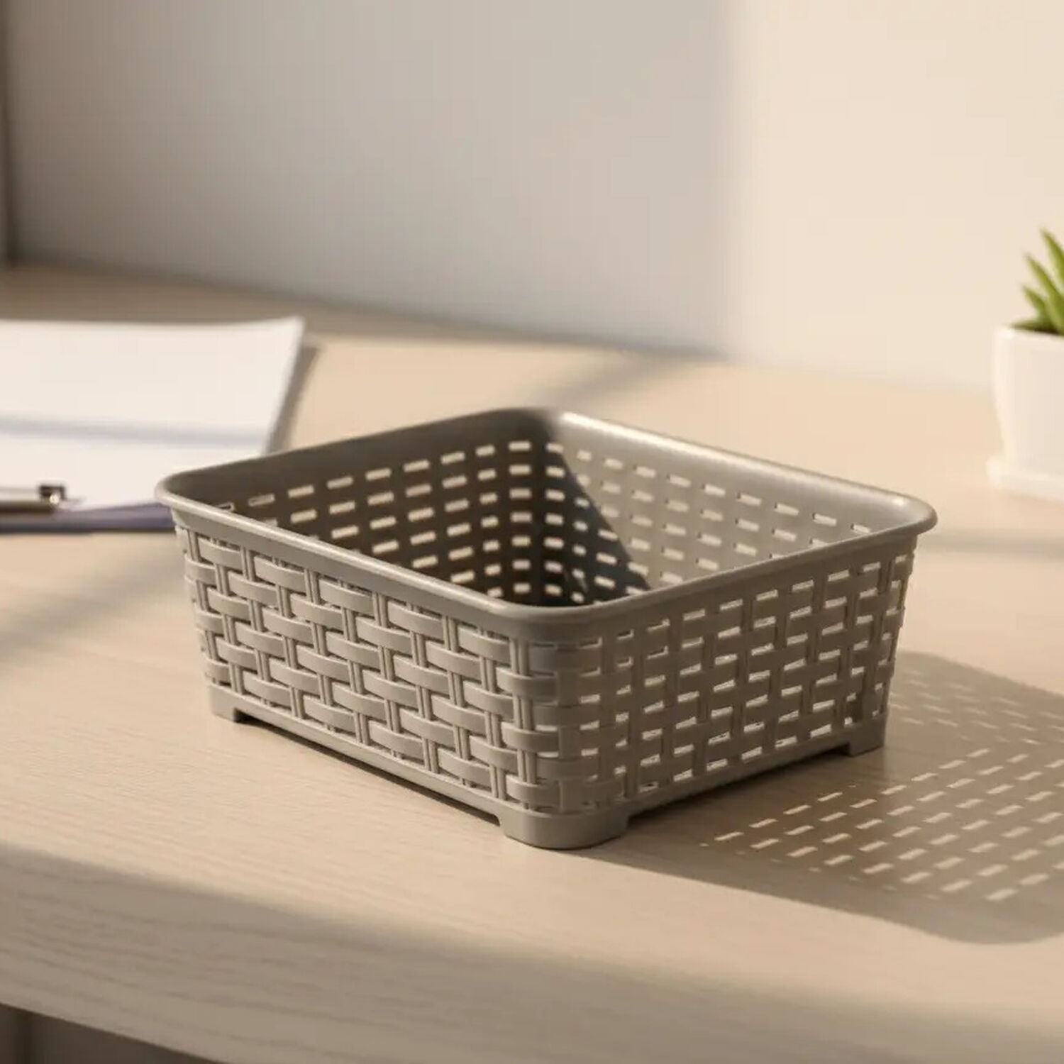 Canastilla Canasta Organizadora Multiusos Estilo Rattan 1.4 Litros Marca Reyplast Color Taupe image number 5.0