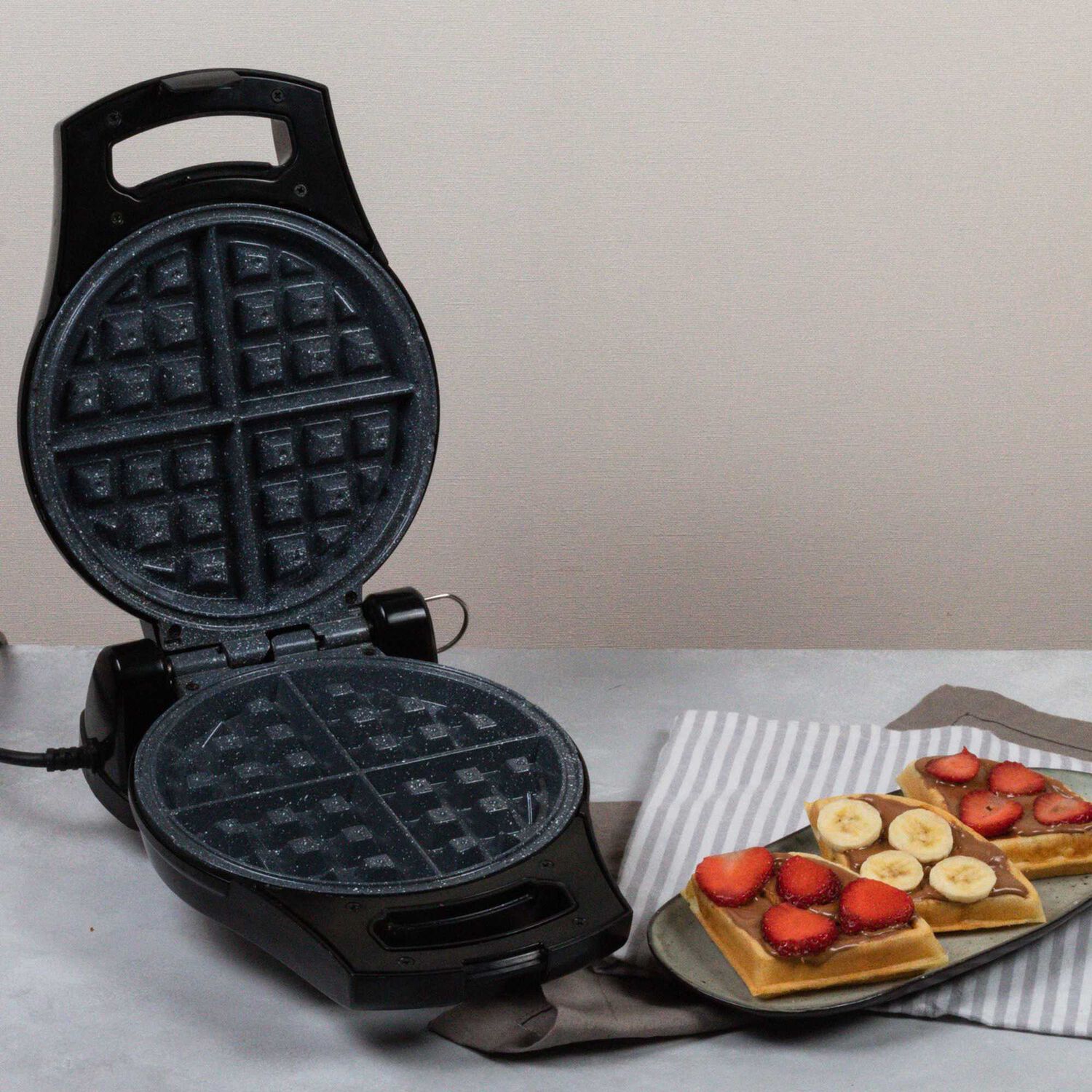 Waffle Maker image number 7.0