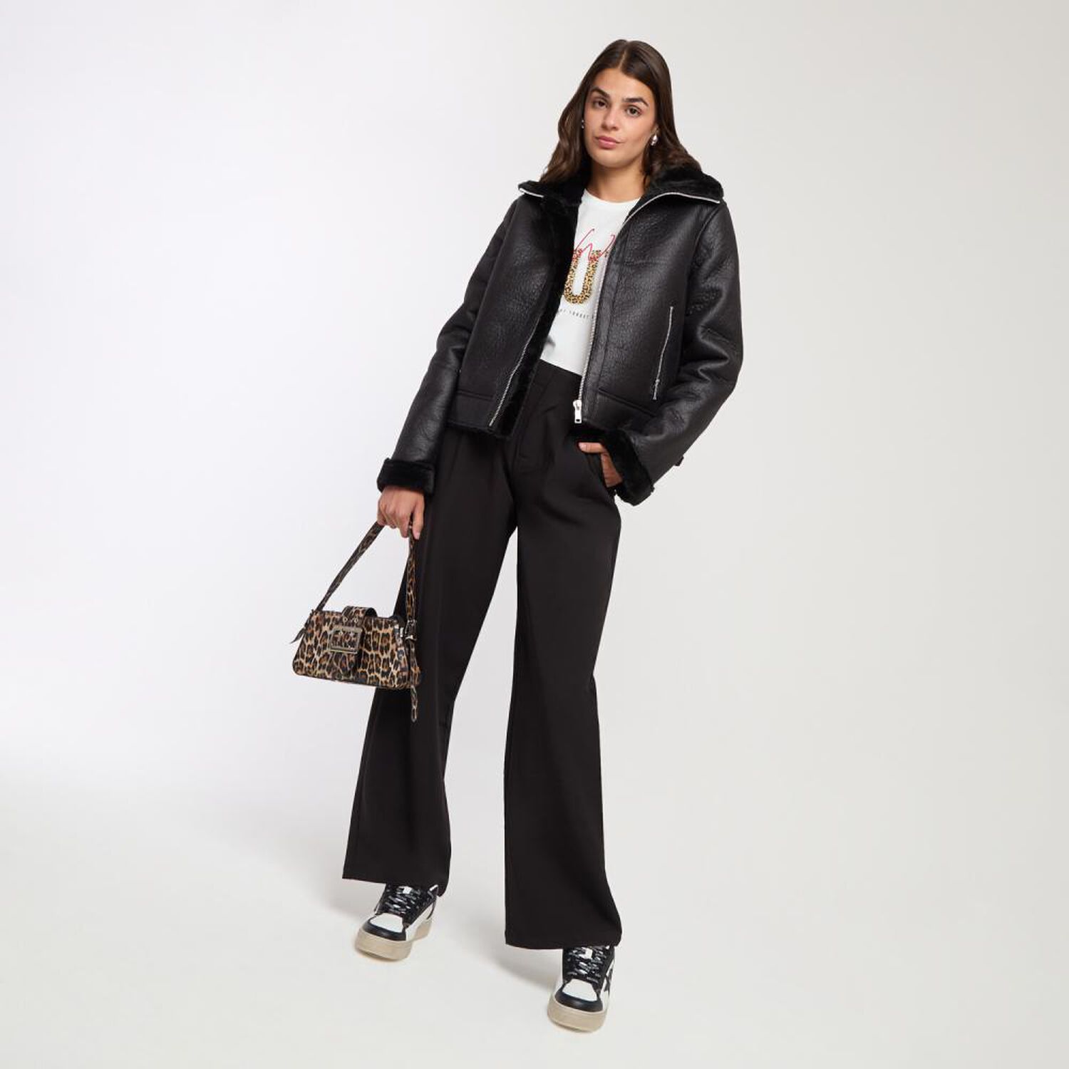 Chaqueta Hebilla Ecocuero Cuello Alto Mujer Rolly Go image number 1.0