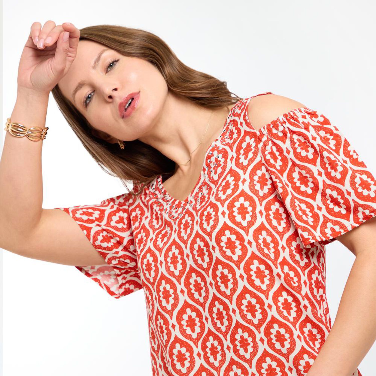 Blusa Manga Corta Con Hombos Descubiertos Cuello V Mujer Geeps image number 4.0