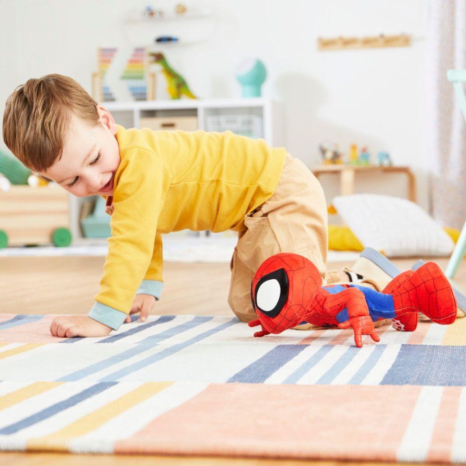 Peluche Spidey & His Amazing Friends Baila Y Gatea Spidey image number 2.0