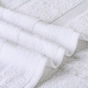 Toalla De Baño 70x140 Centimetros / Blanco Lourdes
