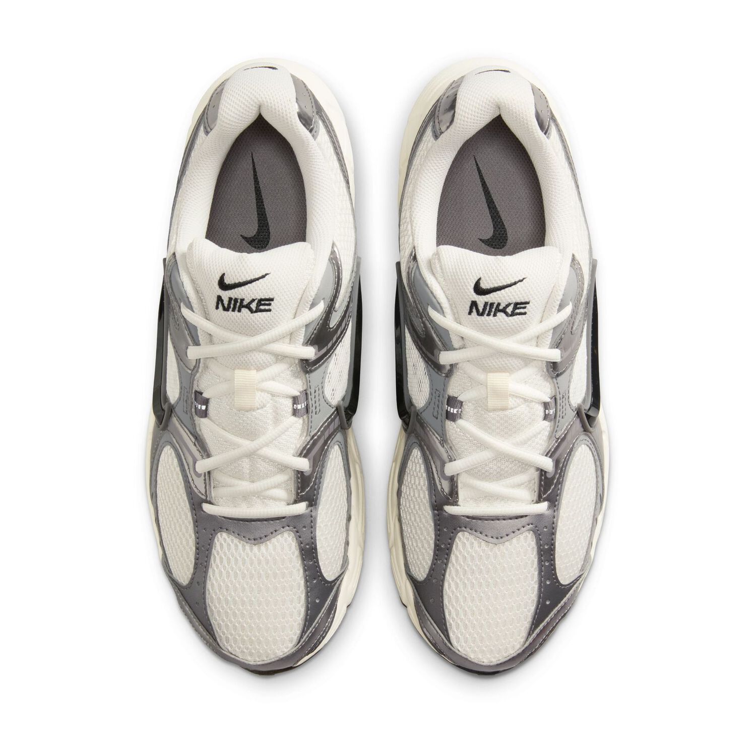 Zapatilla Urbana Hombre Nike V5 Rnr Gris image number 5.0